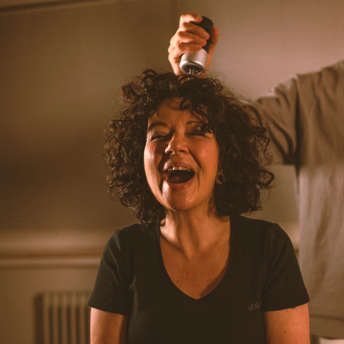 Evosonics SoundWave Pro: Tiefenwirksames, stationäres Schallwellen-Therapiegerät